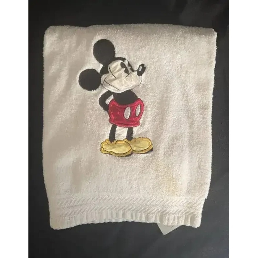 Mickey Mouse Bathroom Set- Towels Washcloths Shower Curtain Hooks & Art Book - Picture 5 of 16